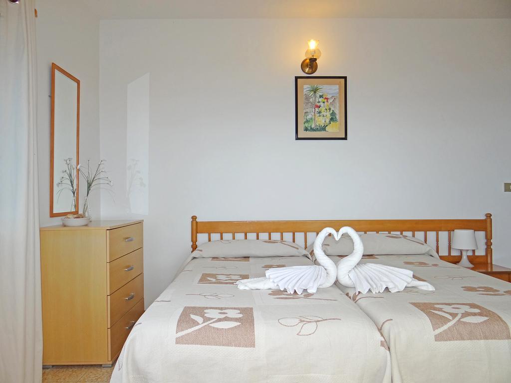 Apartamentos Dominguez Calera 외부 사진