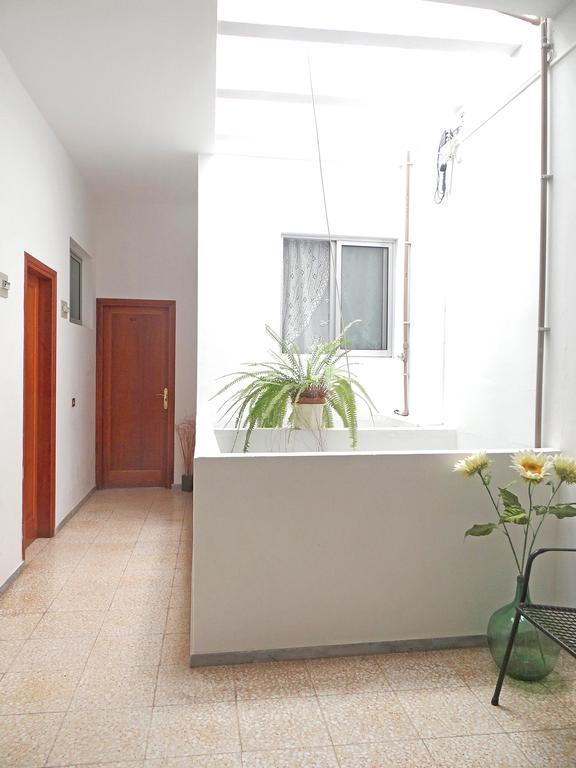 Apartamentos Dominguez Calera 외부 사진