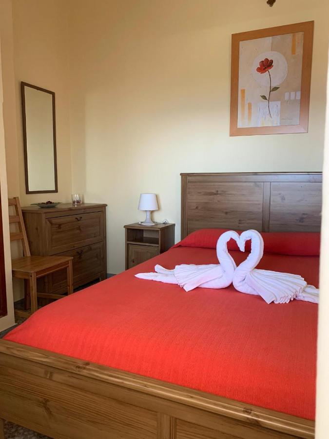 Apartamentos Dominguez Calera 외부 사진